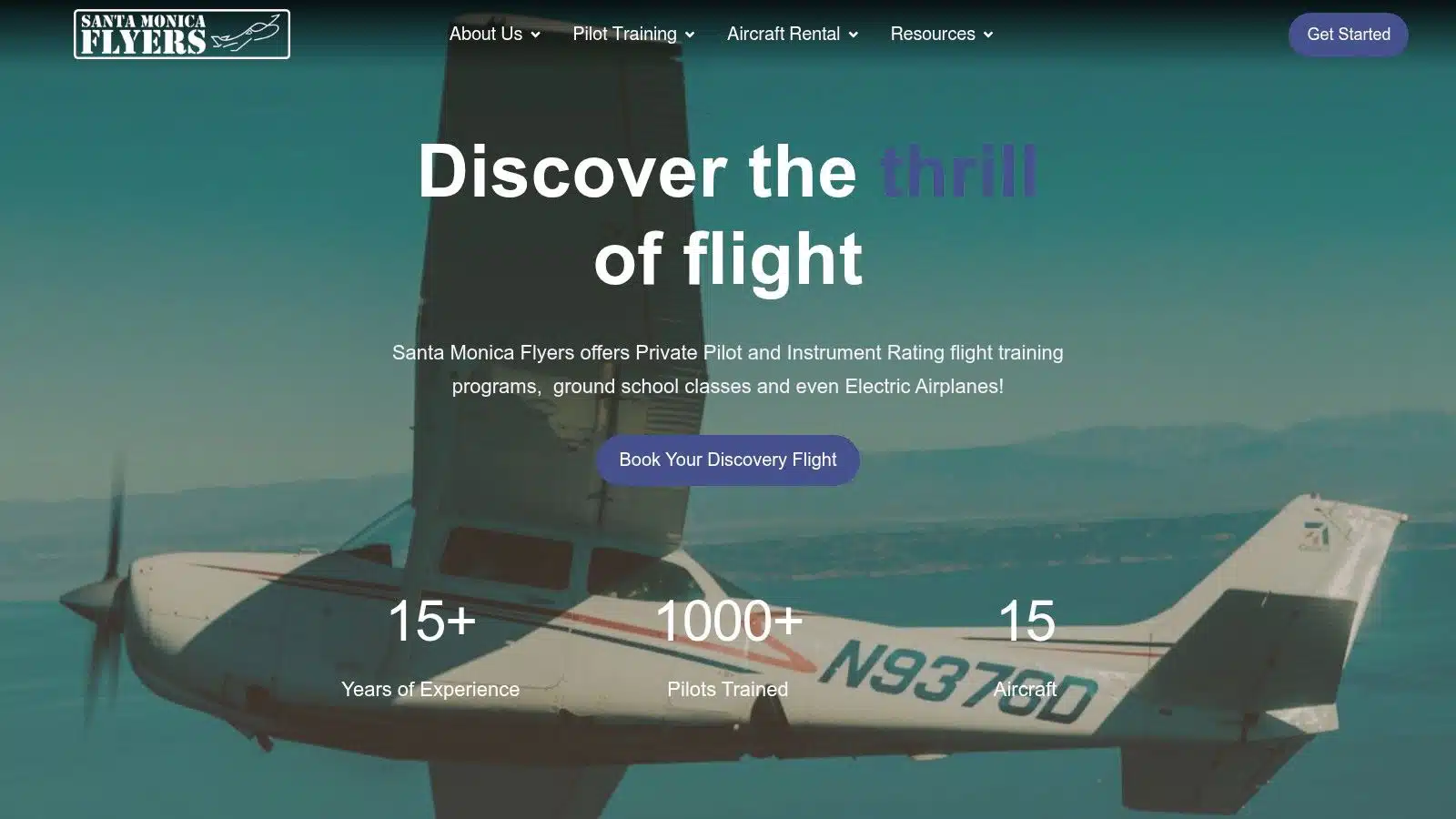 Top 7 LA Flight Schools: A 2026 Pilot's Guide 3 Santa Monica Flyers (KSMO)