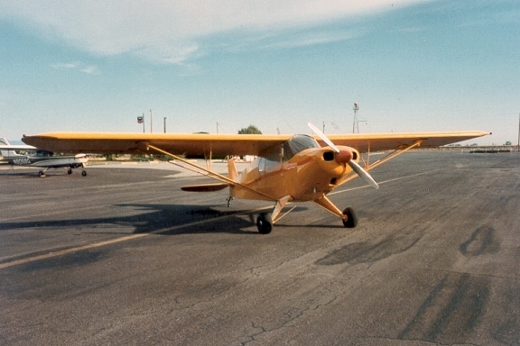 Piper PA-12 reference aircraft photograph